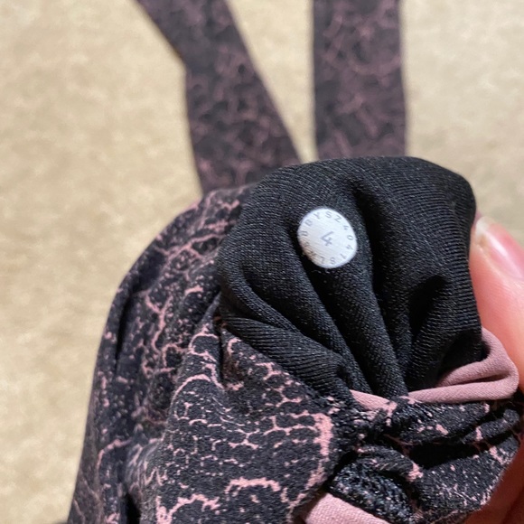 SOLD ON FB Lululemon align leggings - Picture 4 of 4